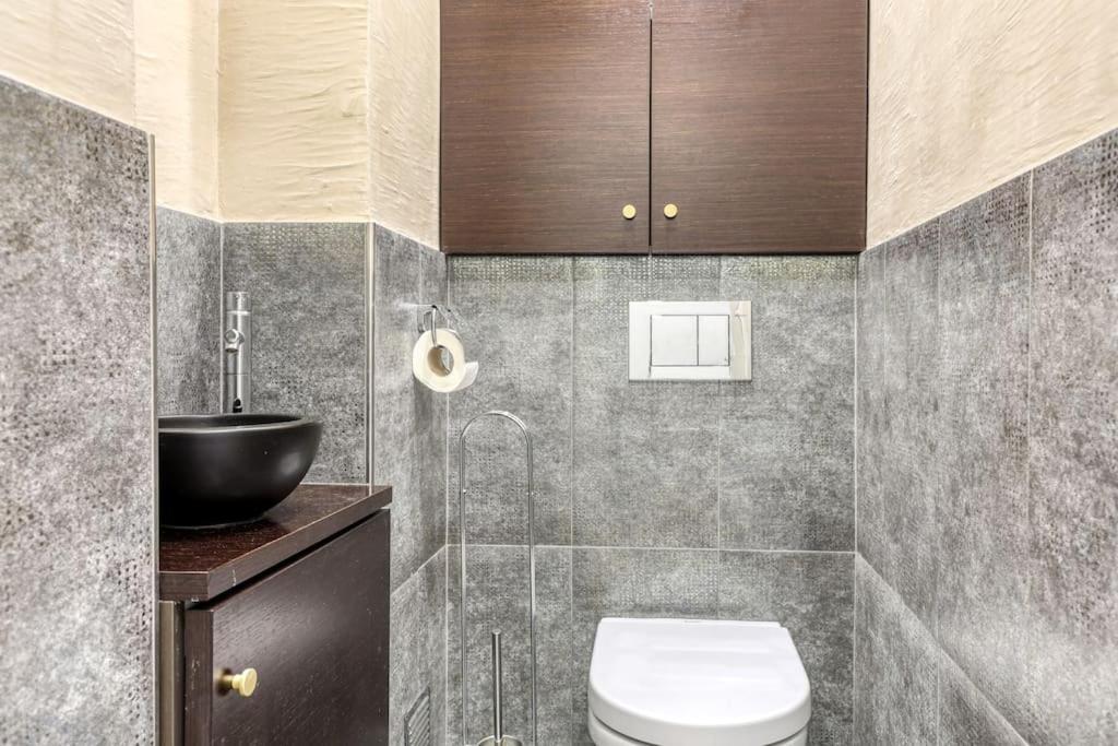 Apartamento Montaigne Executive *
