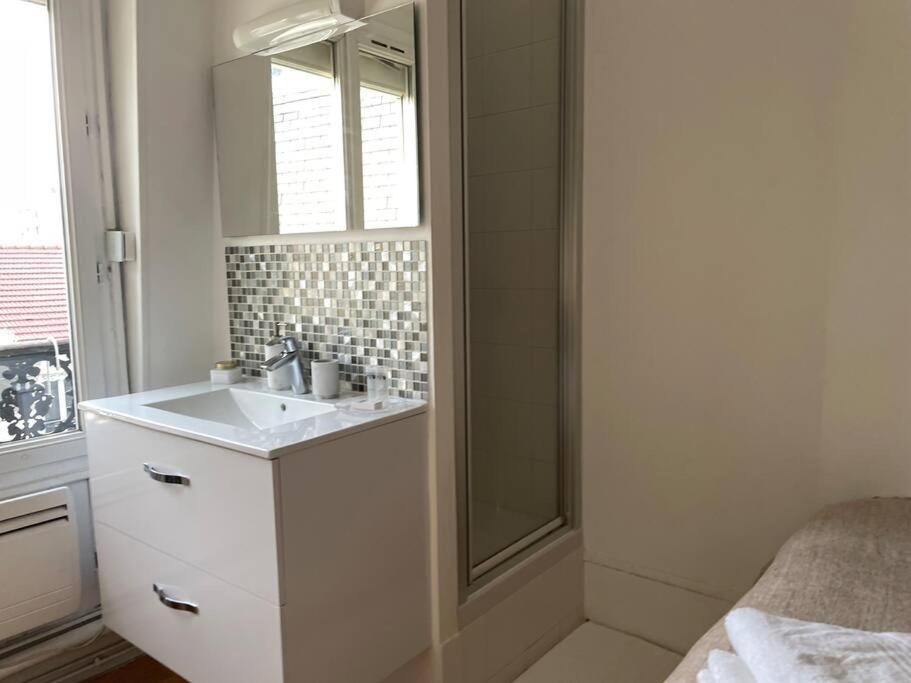 Studio Contemporain Dans 12eme Arrondissement Apartamento