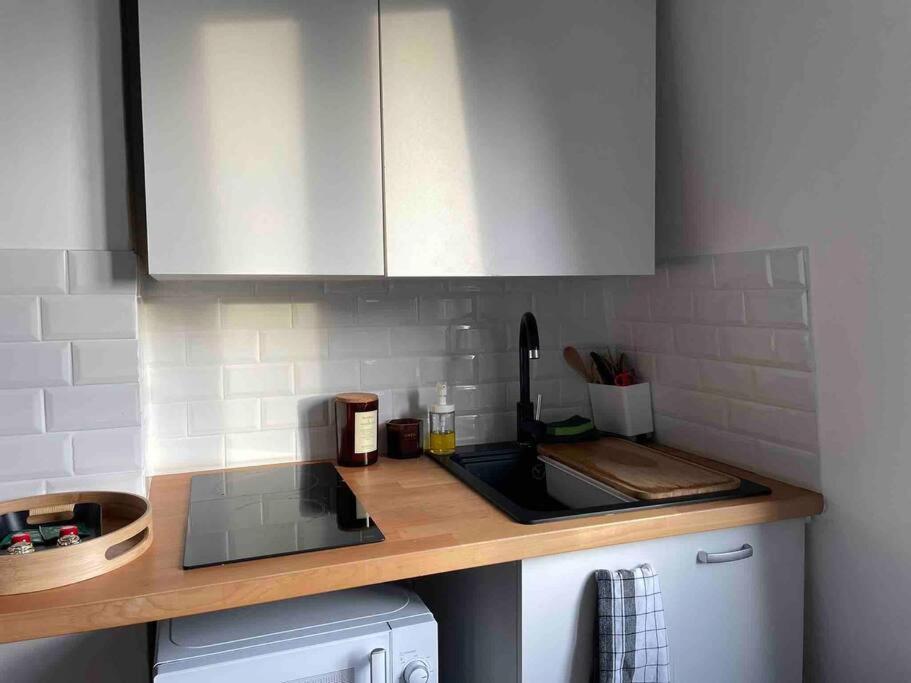 Studio Contemporain Dans 12eme Arrondissement Apartamento