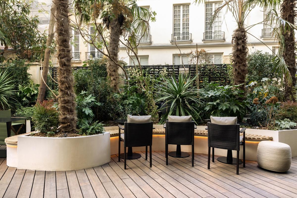 Dame Des Arts Paris
