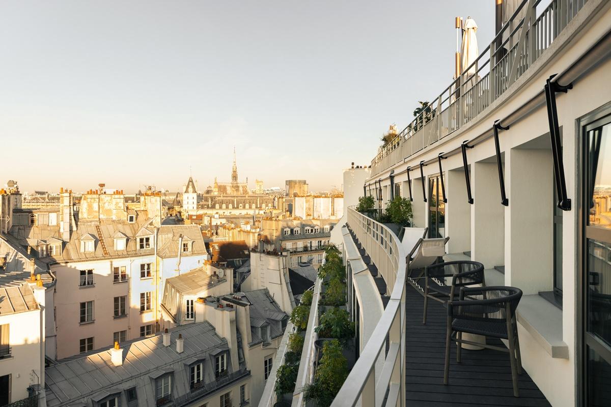 Hotel Dame Des Arts 4*