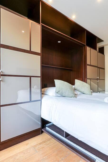 Apartamento Montaigne Executive