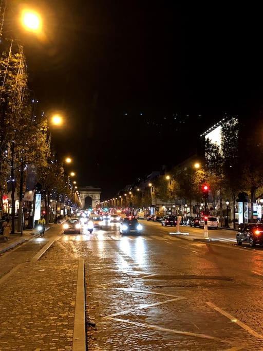 Apartamento Montaigne Executive Paris