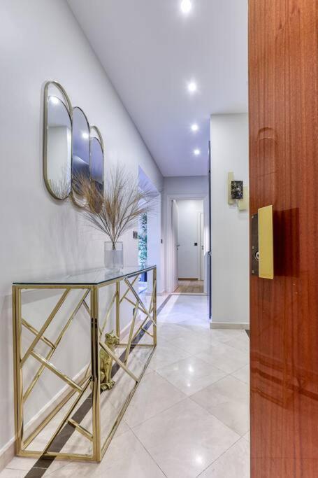 Montaigne Executive Apartamento