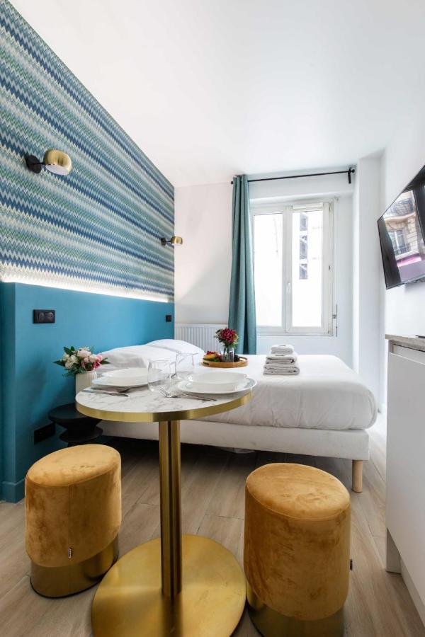 Apartment Cosy - Parc Des Expositions Tour Eiffel 1 *