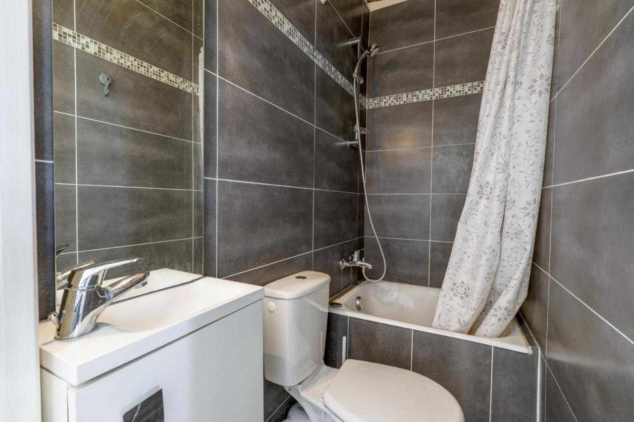 Le Marais - Republique Studio Apartment