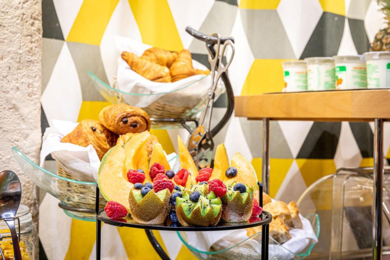 Romance Malesherbes By Patrick Hayat Hotel Paris