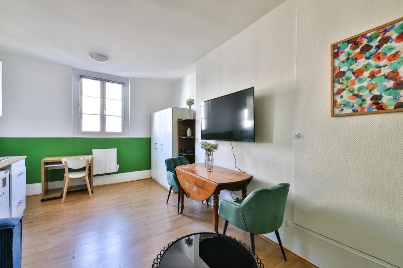41.studio 2pers#sevres-lecourbe#necker Apartment *