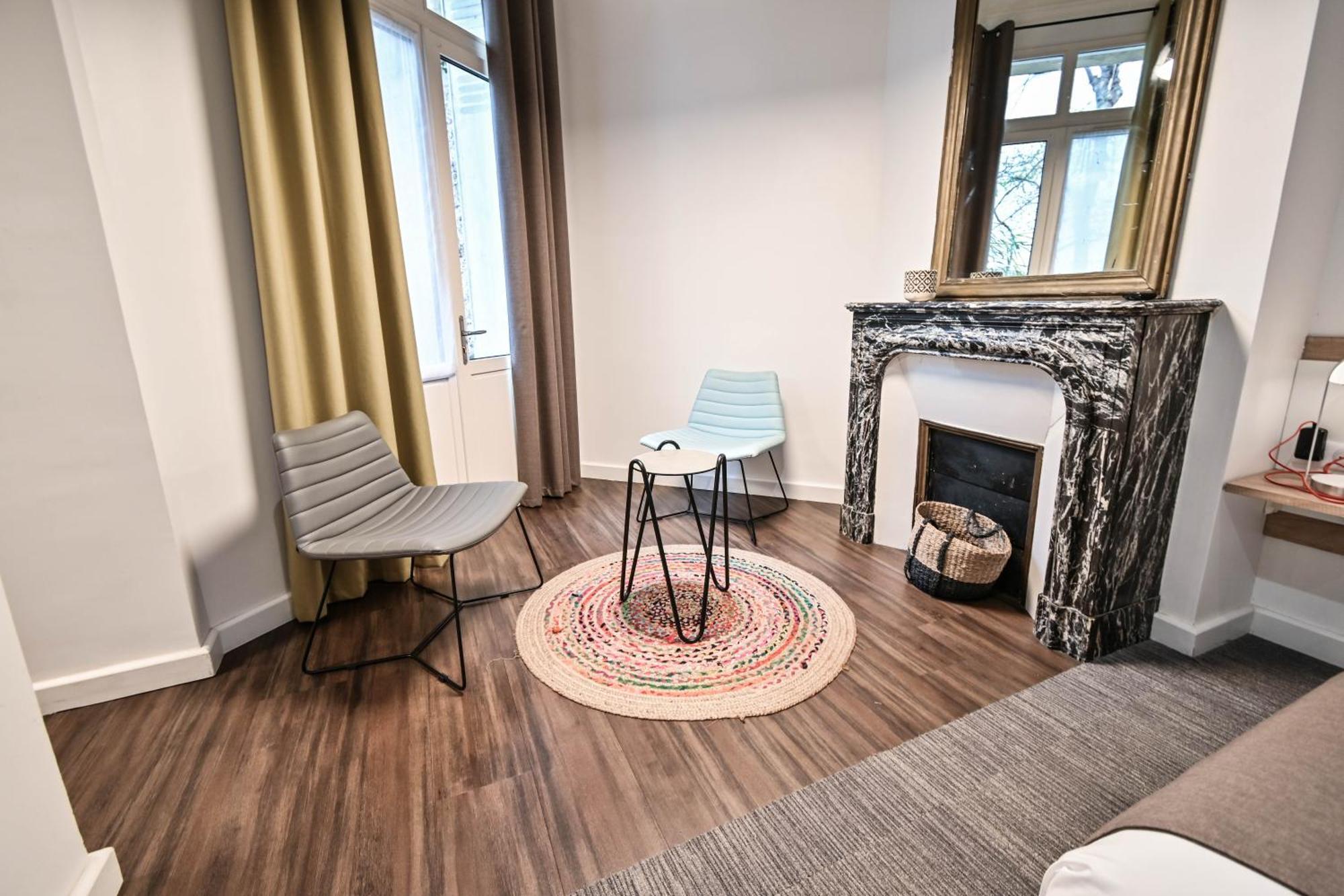 Les Cles Du 27 Aparthotel 2*