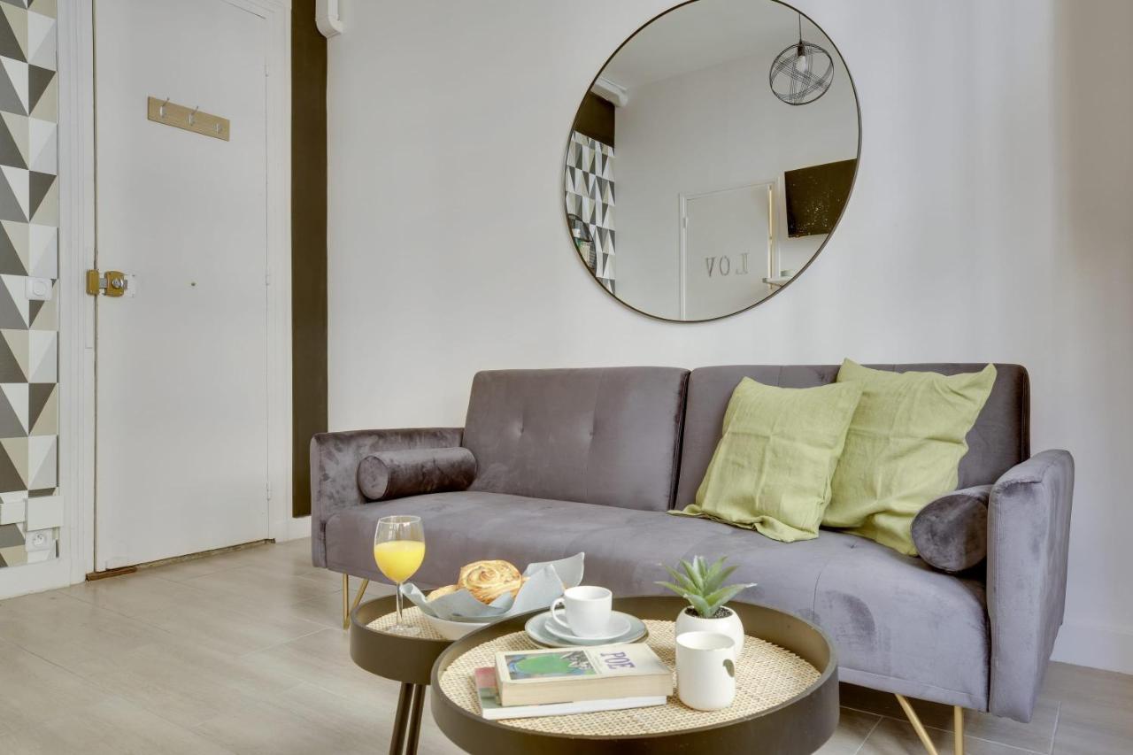 Bright Charming Modern Studio By Dreamy Canal Paris