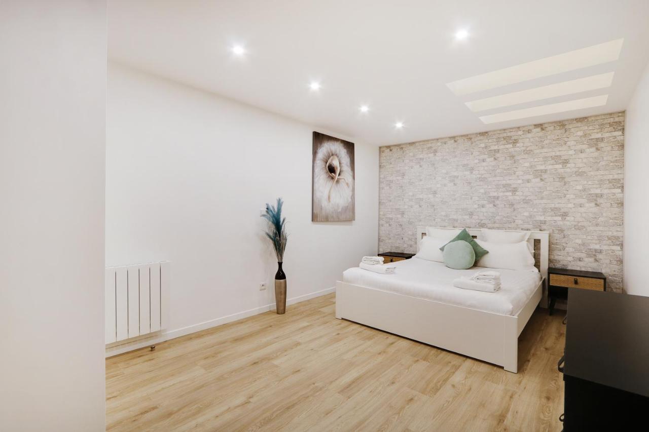 Pick A Flat's In La Chapelle - Impasse Du Cure