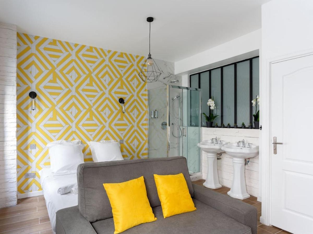 Super Location Meets Charming Studio -ecole Militaries Champ De Mars - 7th Arrondisment Paris