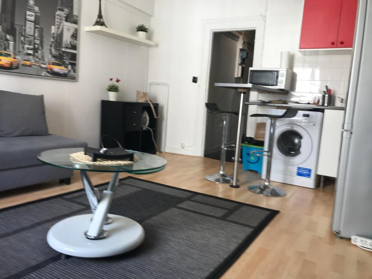 Apartment Rosiers Paris