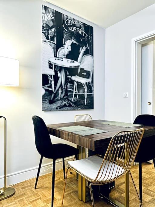 Apartment Pere Lachaise Paris