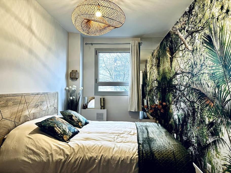 Pere Lachaise Apartment Paris