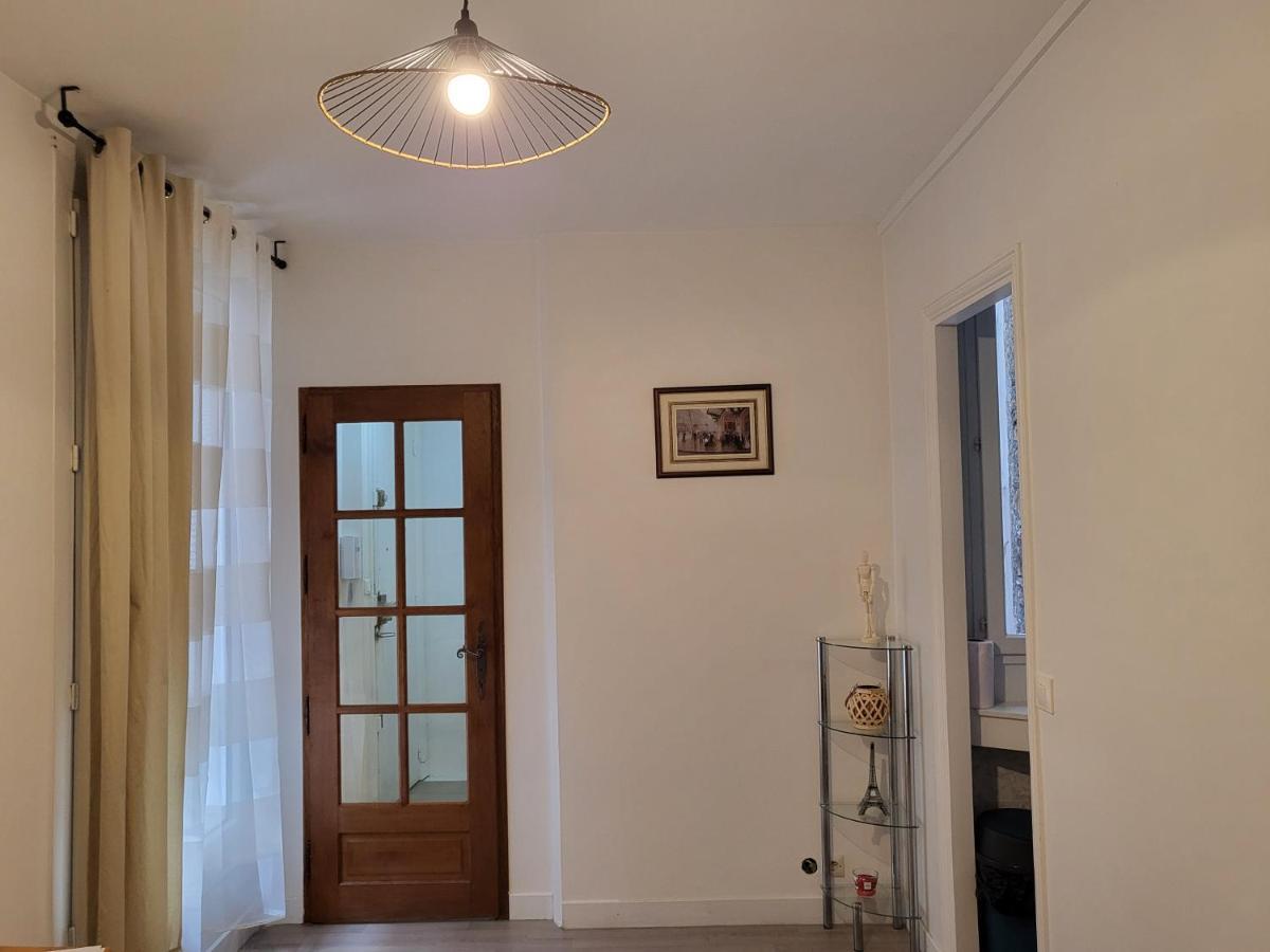 Flat * Paris