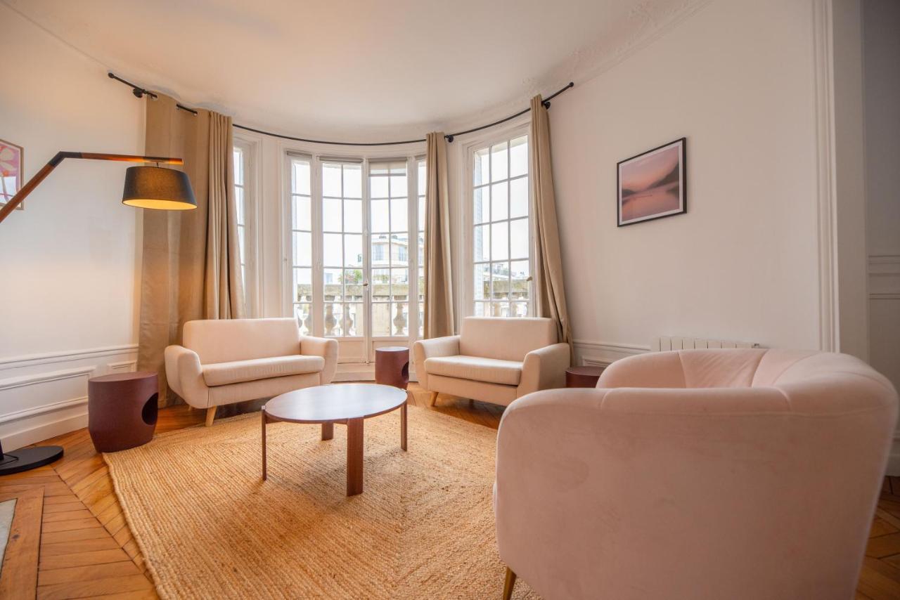 Appart hôtel Mbm - Eiffel Tower View Paris