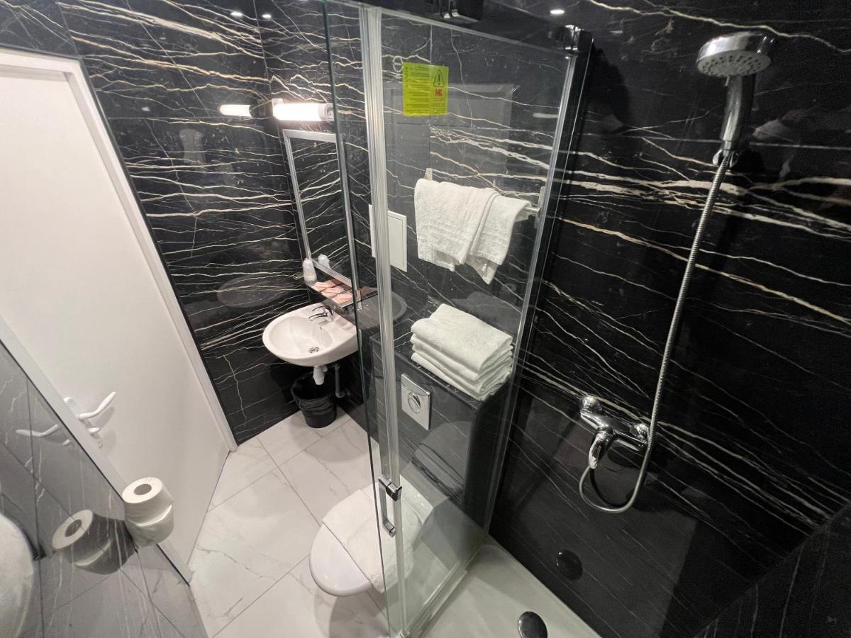 Hipotel Printania Maraichers 2* Paris