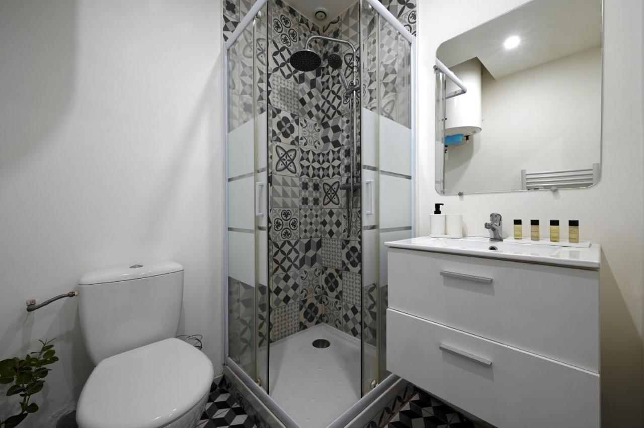 Atypical & Spacious Close To Beautiful Park Morceau Apartment Paris