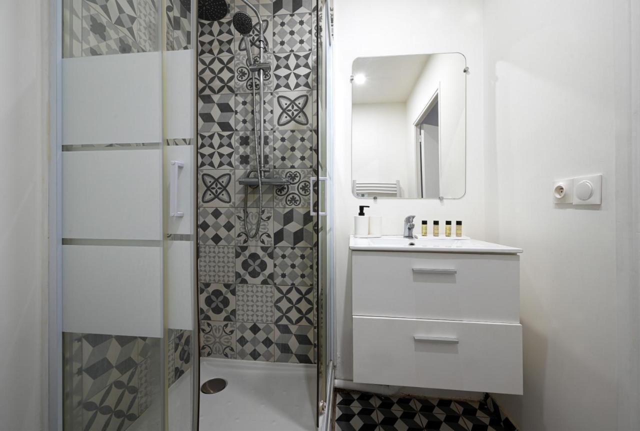 Atypical & Spacious Close To Beautiful Park Morceau
