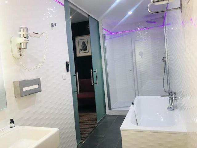 Hotel Icône Paris