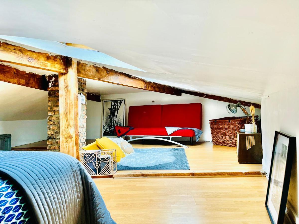 Direct Views Of Eiffel Tower & Sacre-coeur From Mezzanine - 10 Mins To Center Apartment
