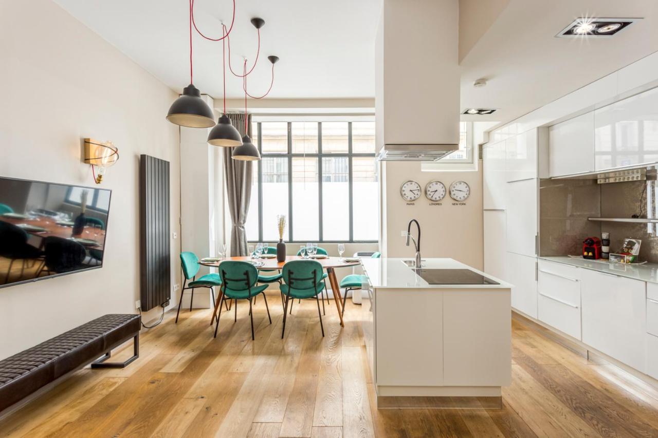 Apartment Design Et Confort Near Champs Elysees Paris