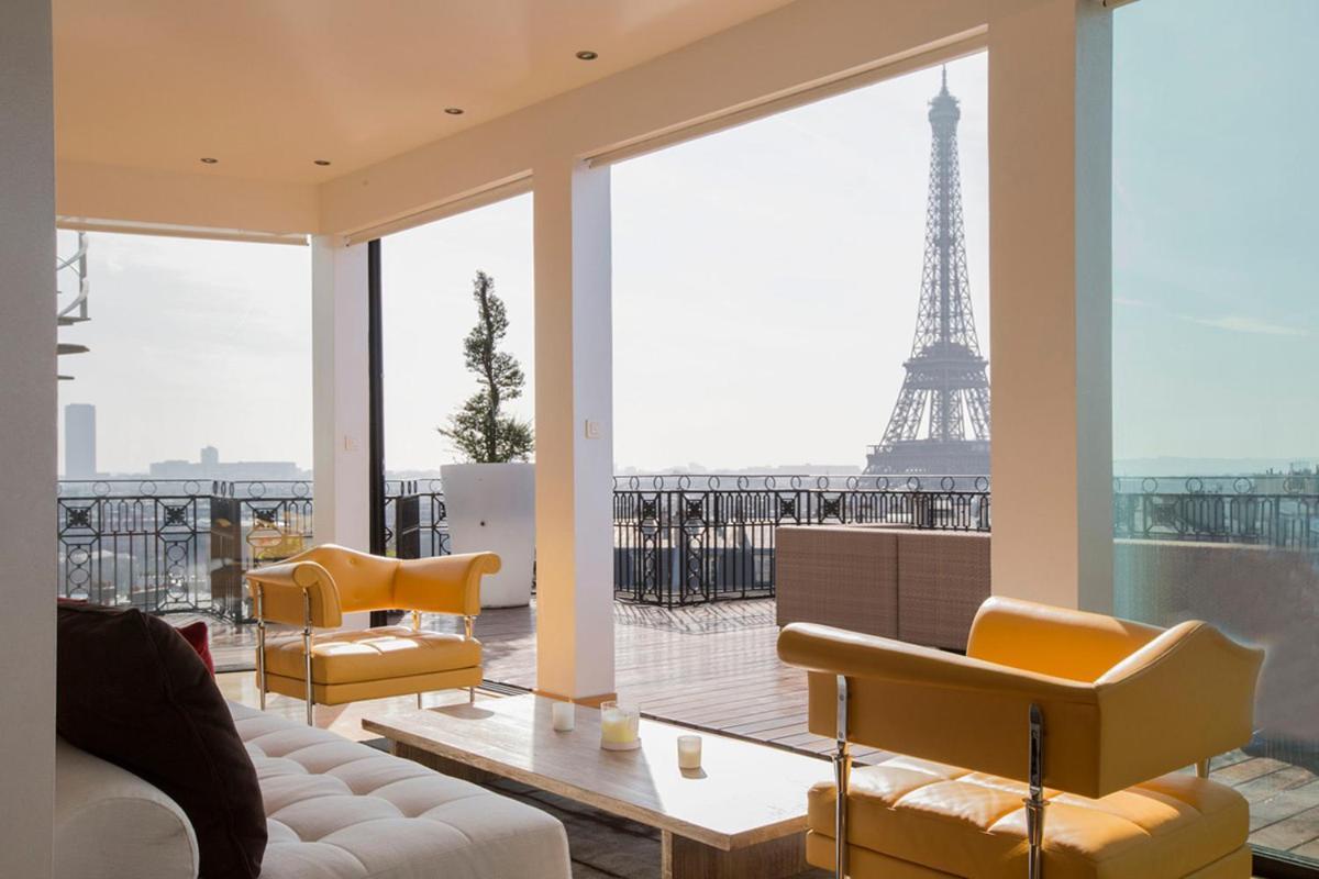 Luxury Eiffel Tower In Apartment *