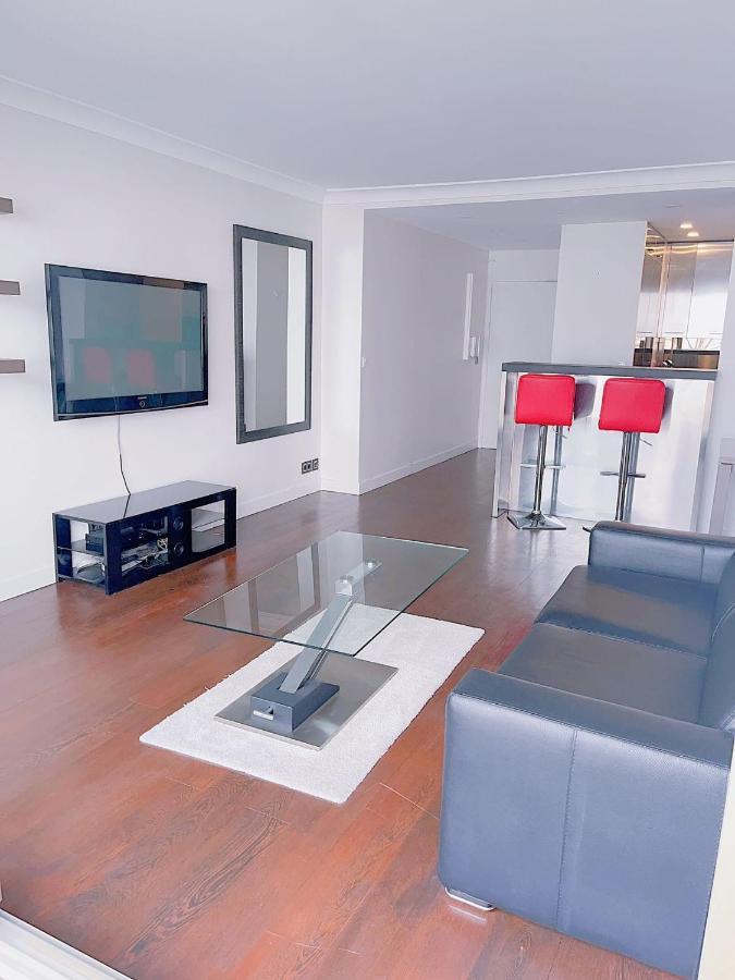 Belle Champs-elysee Apartment