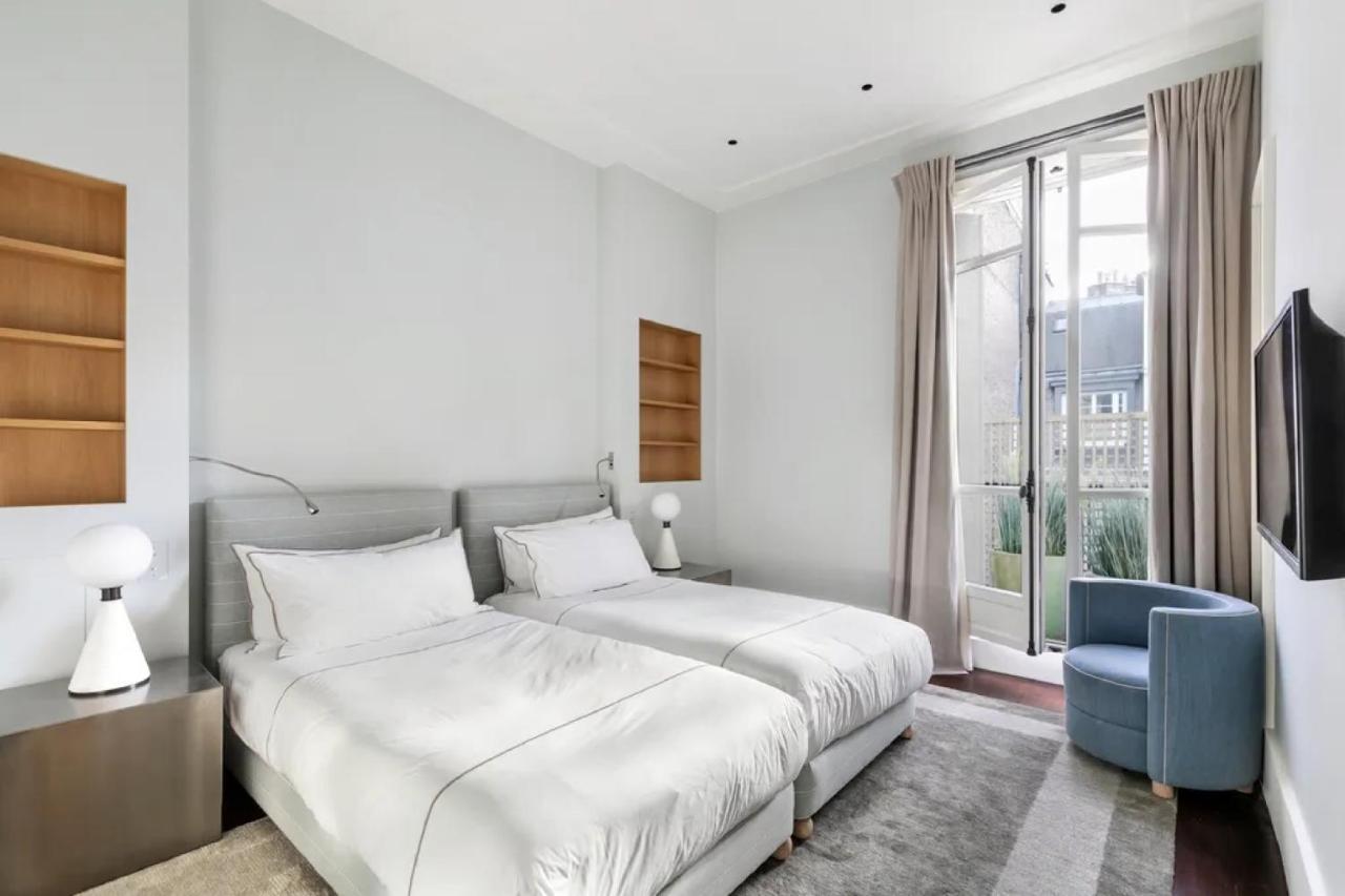 Apartment Exceptional Duplex Bathed In Sunshine *