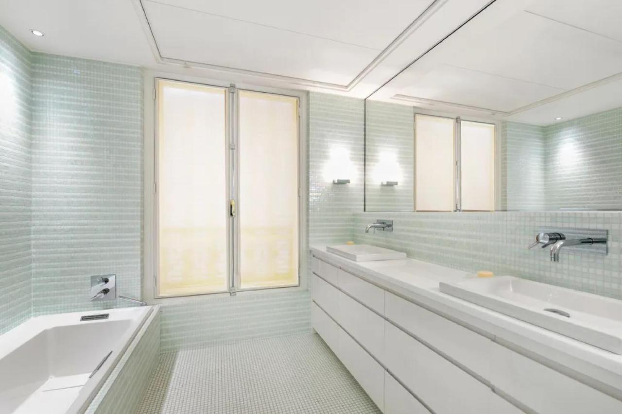 Apartment Exceptional Duplex Bathed In Sunshine *