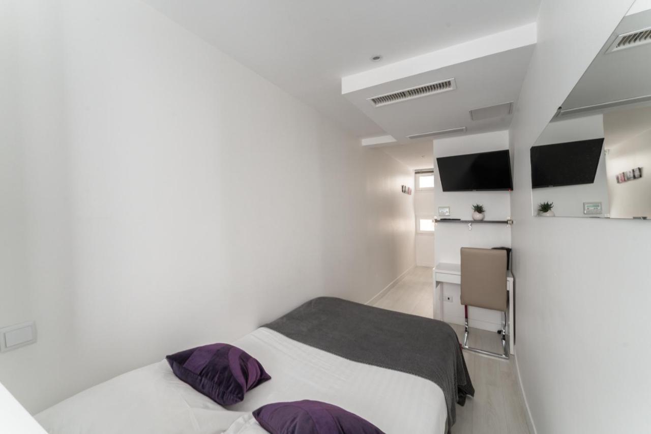 Hotel L'oasis Montparnasse Paris