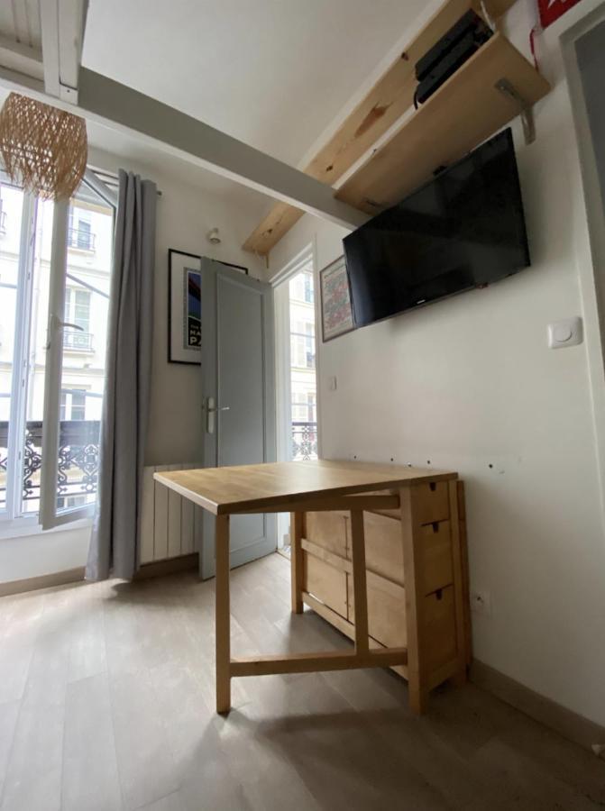 Apartment Situe A Proximite Des Galeries Lafayette Et De L'opera Garnier