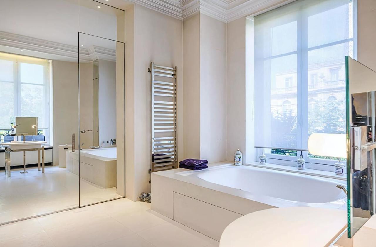 High Standing With Sauna And Jacuzzi Eiffel Tower Apartment