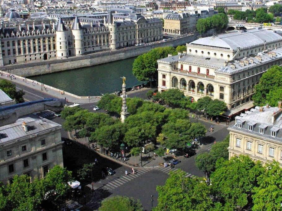 Superbe Au Coeur De - Marais