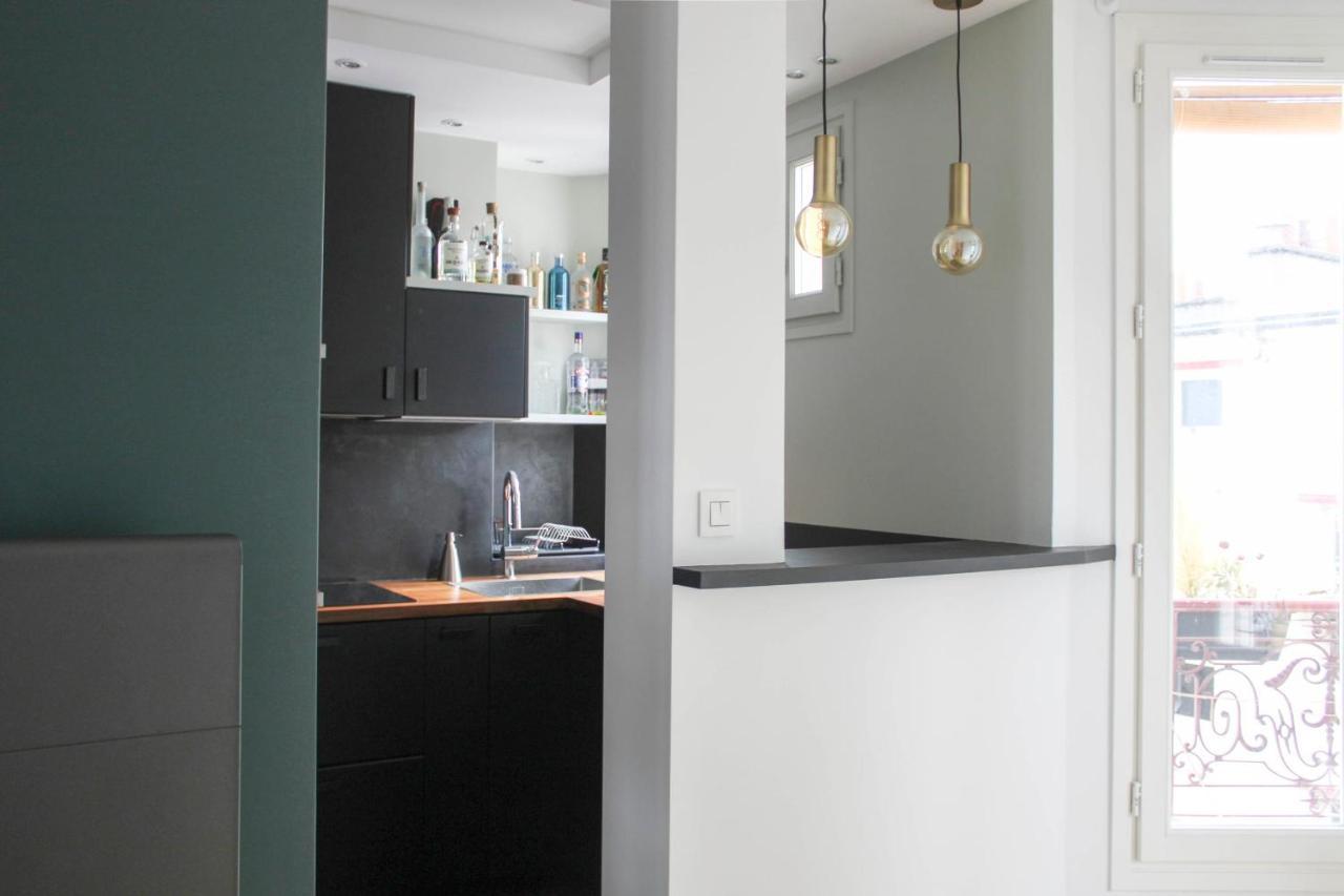 Spacious And Modern Nest With A View On Apartment