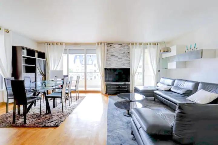 Apartment Luxury Terrace Trocadero Eiffel Tower Climatise