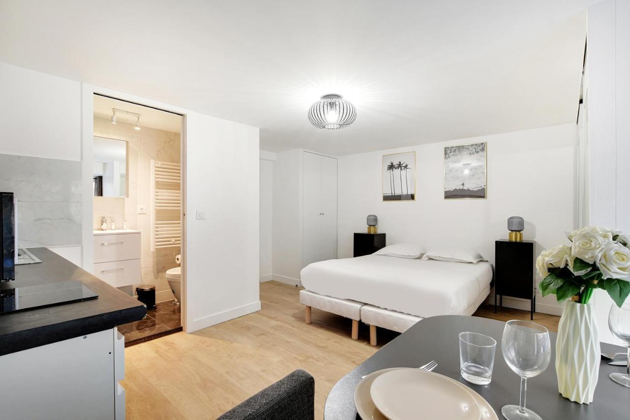 Cmg-charmant Studio-opera-galerie Lafayette 2p Apartment
