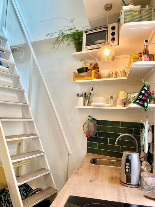 Apartamento Chez Valentine Au Coeur Des Buttes Chaumont Et Belleville *