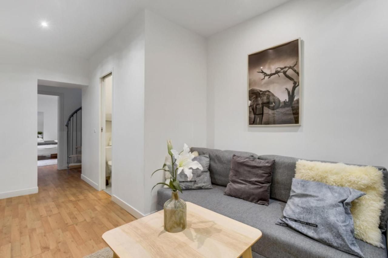 251 Foy - Superb In Apartment *