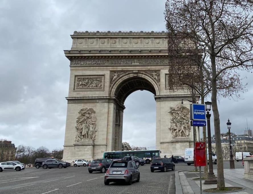 Amazing 1 Bedroom, 30sec From Arc De Triomphe *