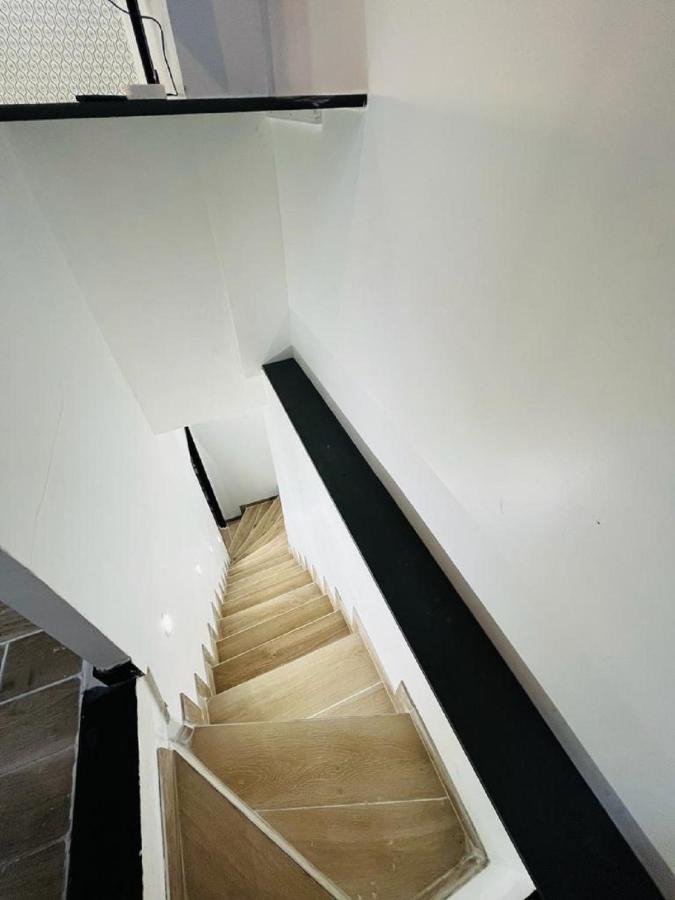 160 - Urban Fashion Week Vuitton Appartement