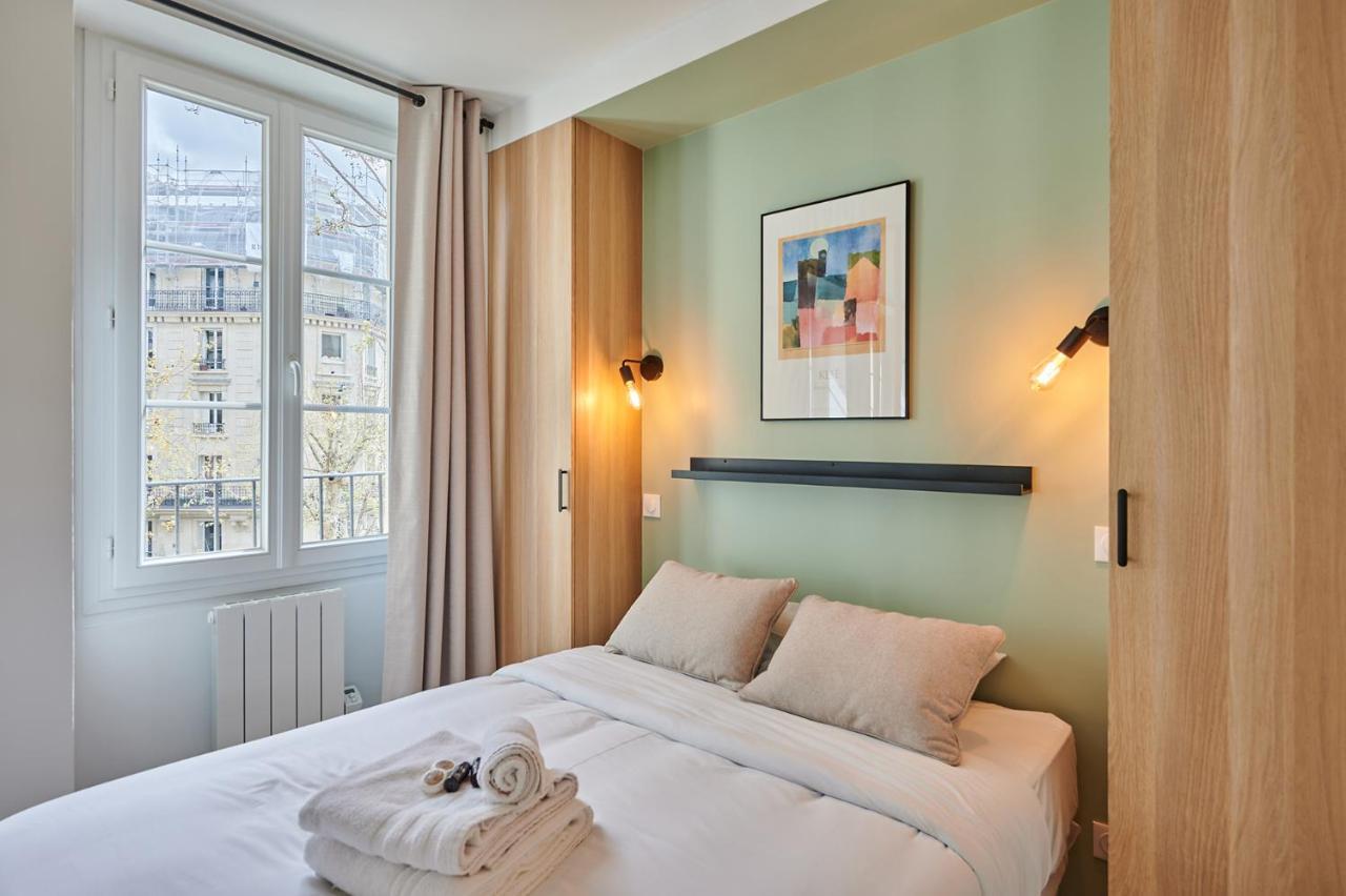 Center Of By Prestige Paris