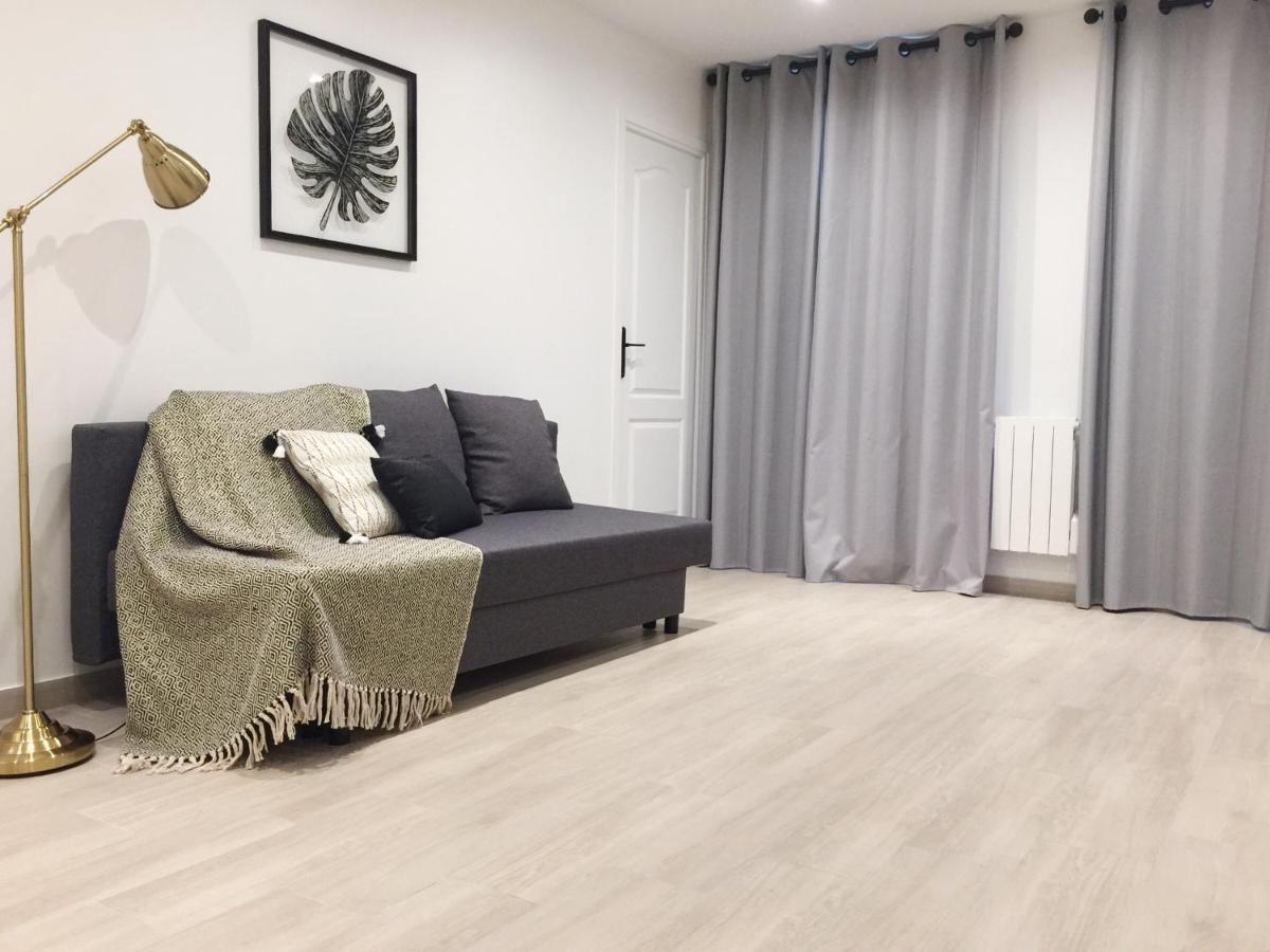 New In The Heart Of Le Marais Apartment