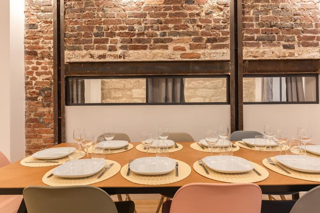 Design Architect Loft For 10 Guests Near Metro Apartment