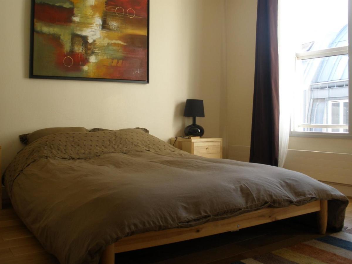 Cozy Apt Centre, 5 Mins Louvre Apartamento