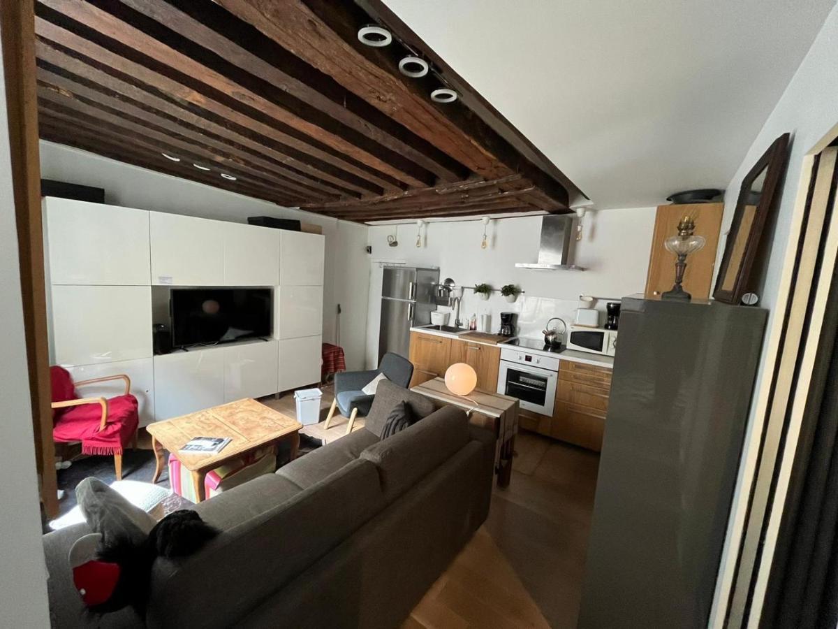 Au 2 Eme Etage 2 *