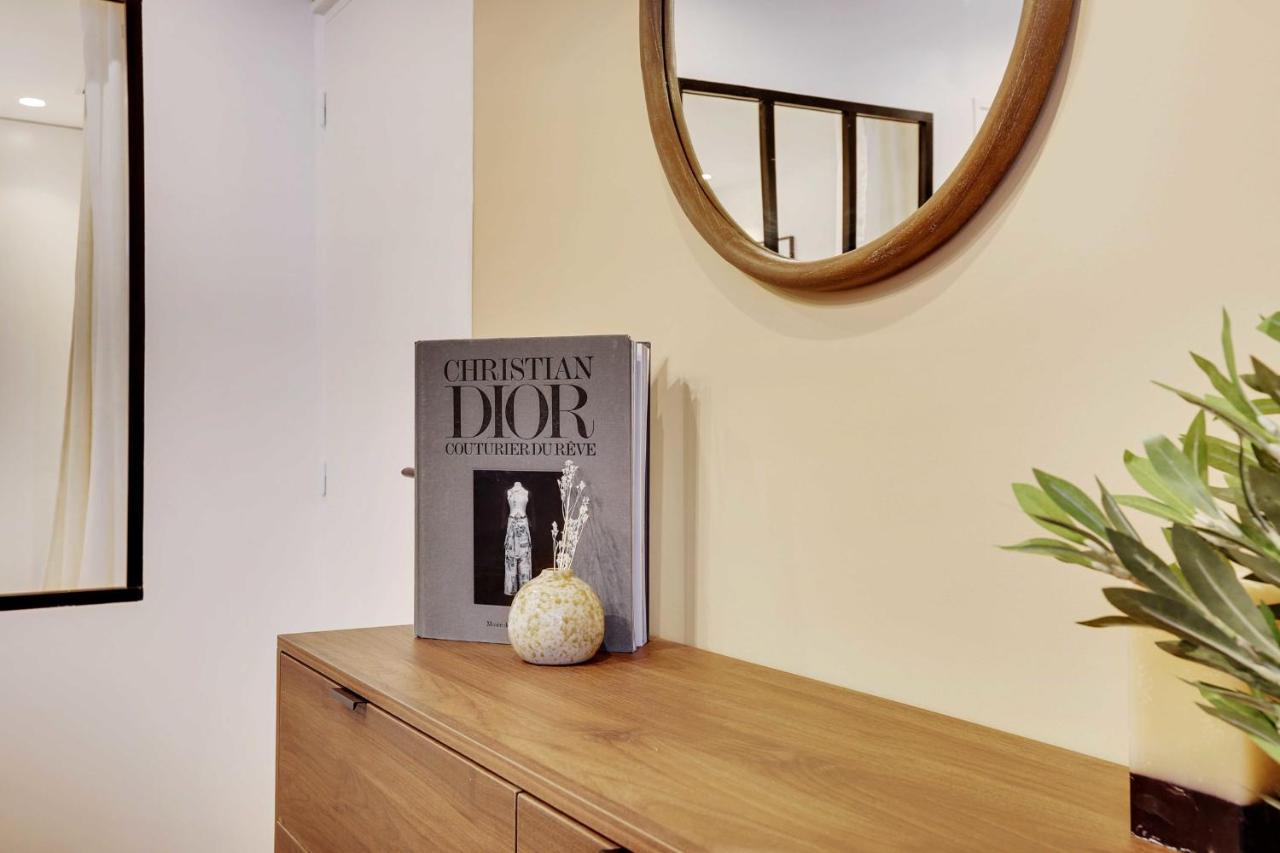 Apartment Superb Apt Exceptional Location In The Heart Of - Louvre Paris