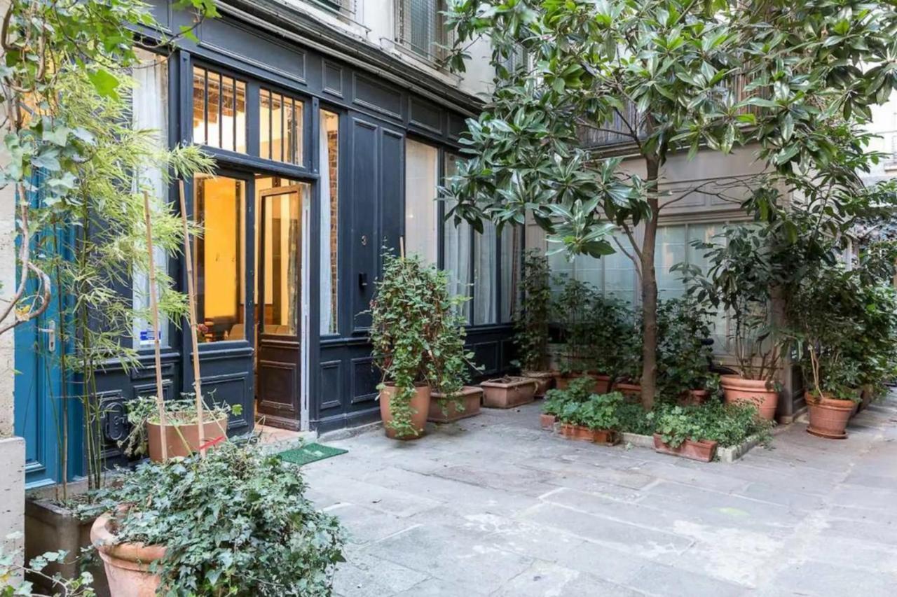 One-of-a-kind Spacious In Le Marais * Paris