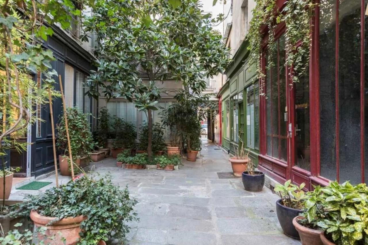 One-of-a-kind Spacious In Le Marais